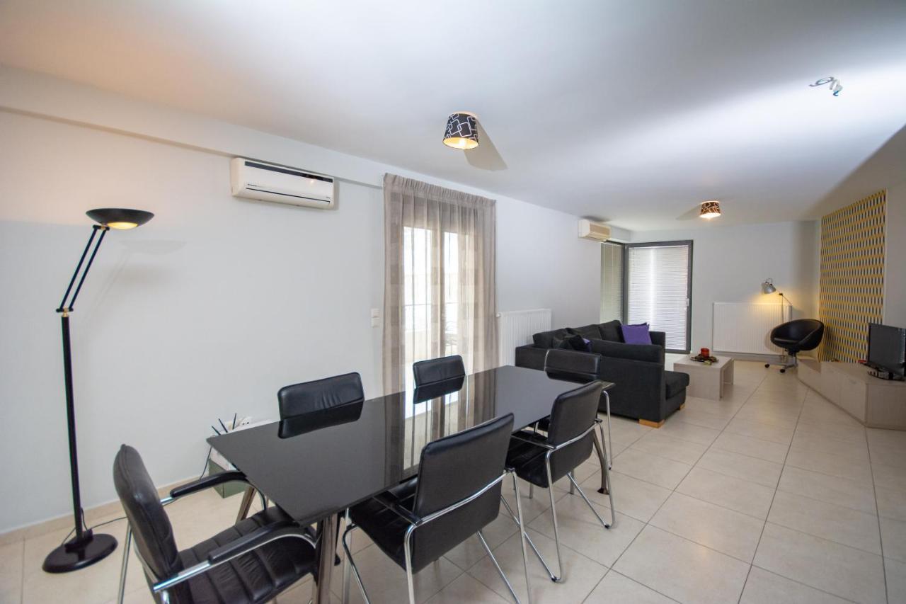 Spacious Fully Equipped 3Bd 2Bath Apt In The Heart Of City With Balconies Ac And Fast Wifi #2 Heraklion Exteriör bild