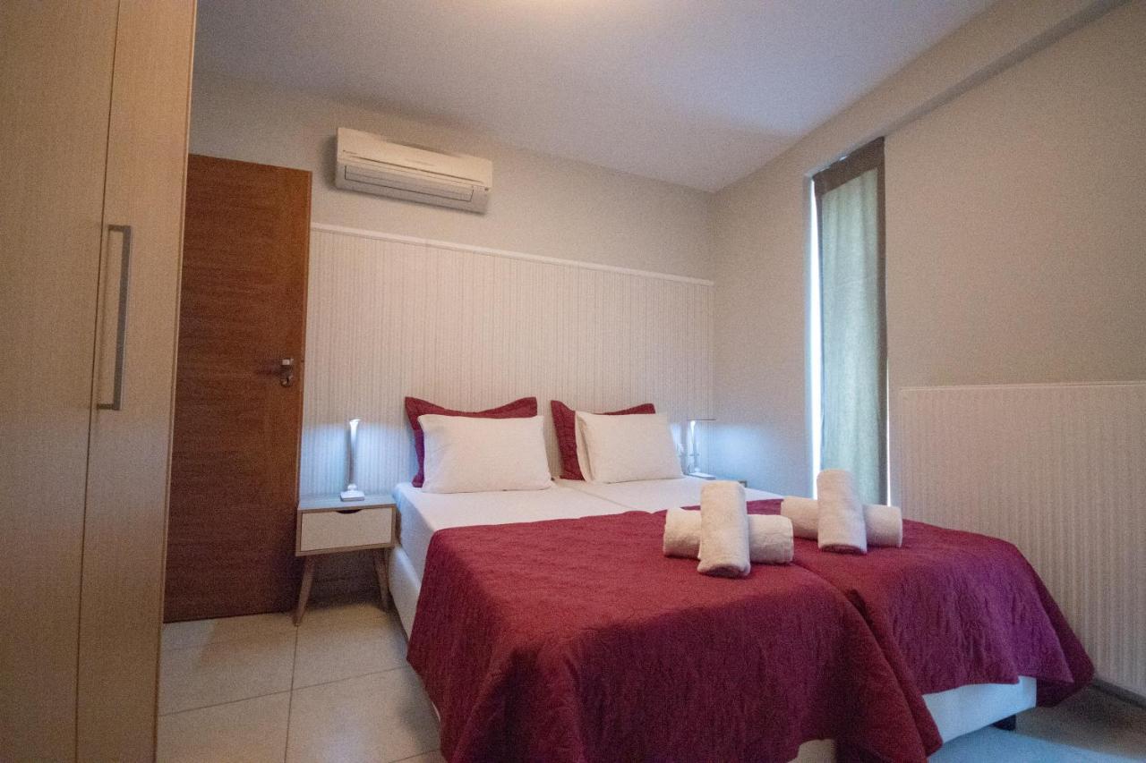 Spacious Fully Equipped 3Bd 2Bath Apt In The Heart Of City With Balconies Ac And Fast Wifi #2 Heraklion Exteriör bild